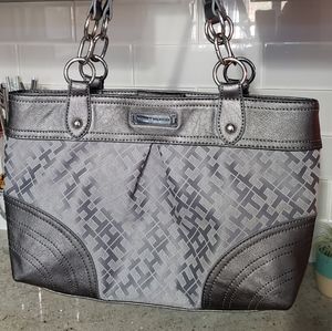 Tommy Hilfiger Small Tote/Purse